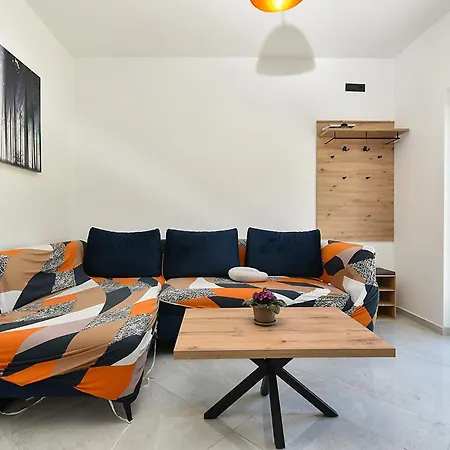 House 2387 Pula